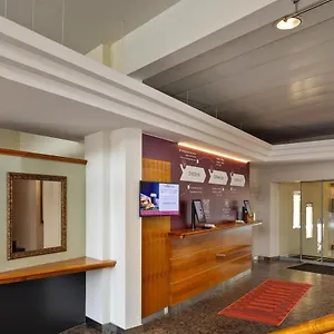 Merian Am Rhein Otel